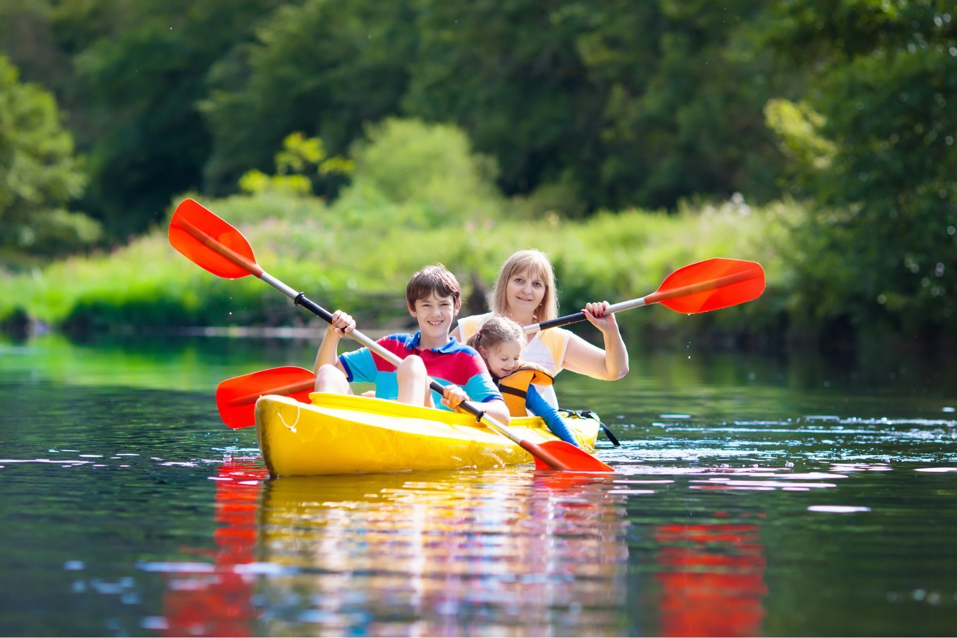 family-kayaking.jpg